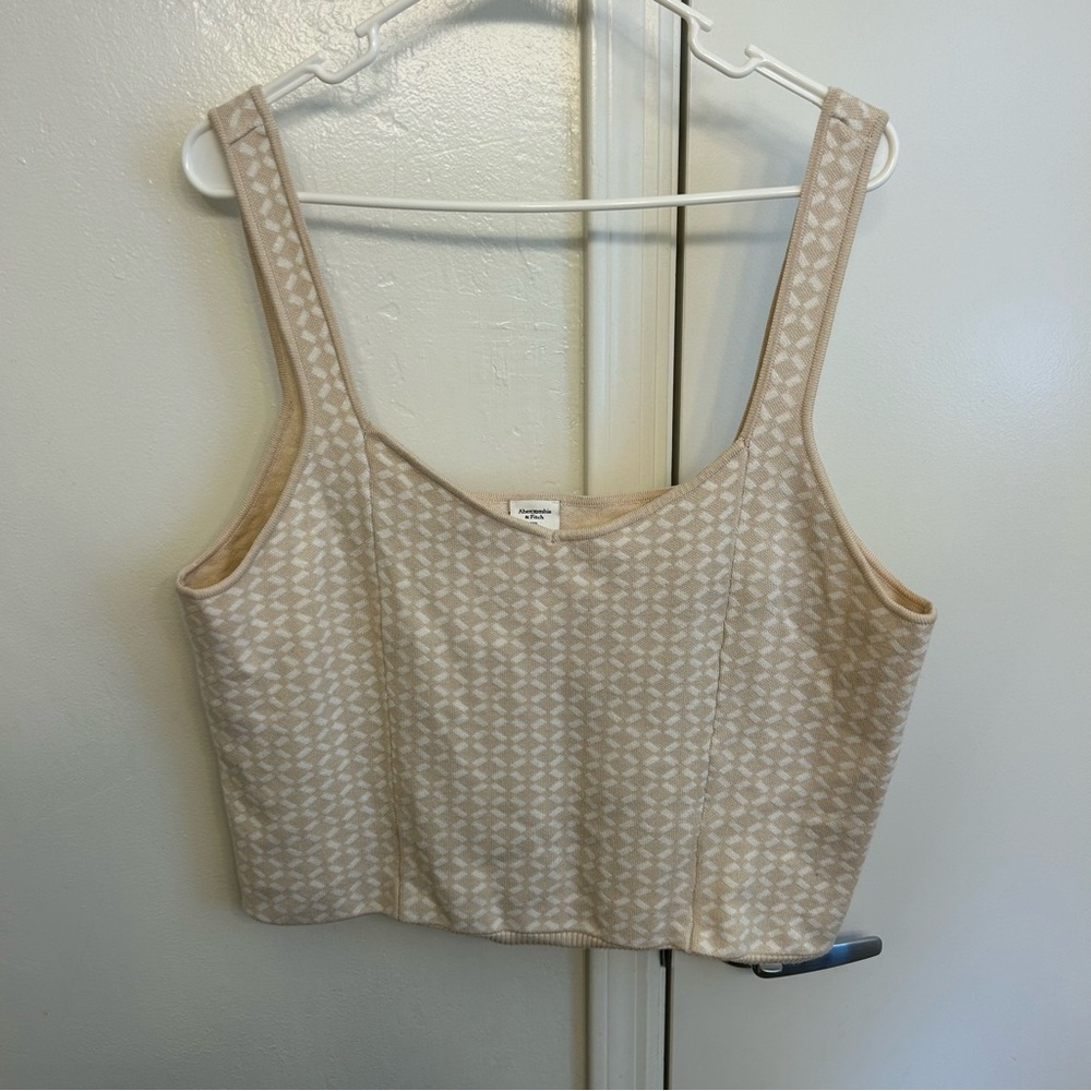 Abercrombie & Fitch Beige Patterned Crop Knit Tank Top Women’s Size XXL